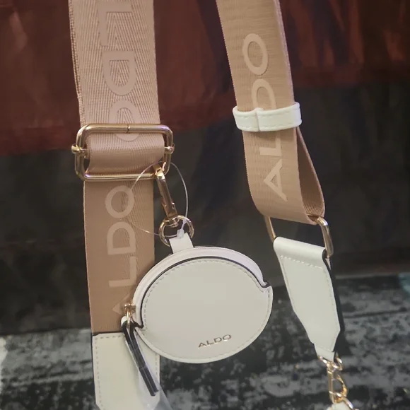 Aldo White Floral Shoulder Bag with Gold Chain - Picture 5 of 9